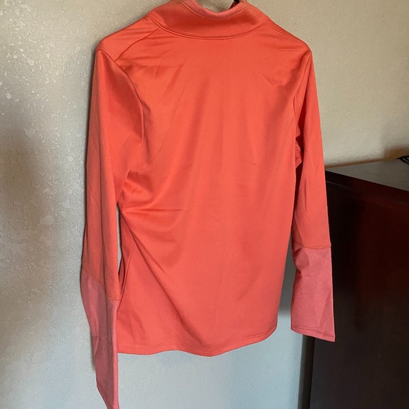 Nike and North Face Sweatshirts - Picture 6 of 7